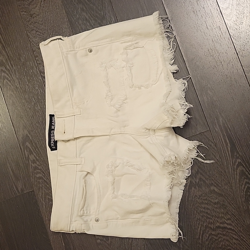 Express Distressed White Jean Shorts Size 4